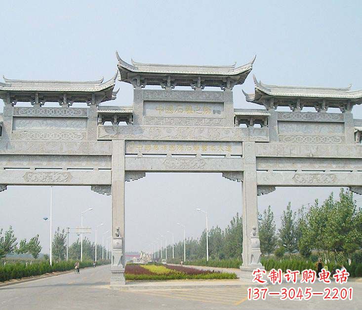 福建大型三门牌坊石雕