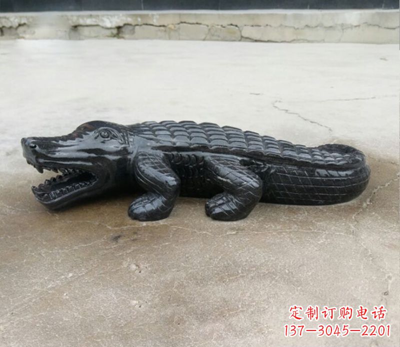 福建经典鳄鱼景观石雕