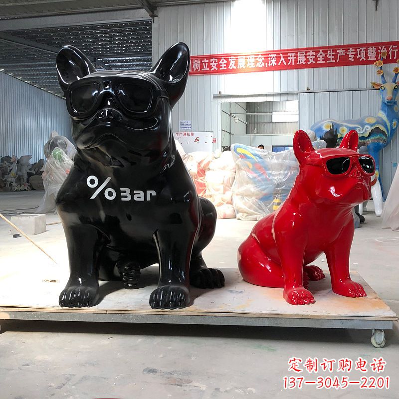 福建斗牛犬雕塑不锈钢公仔景观雕塑摆件