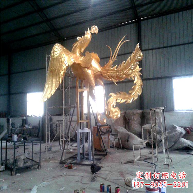 福建锻铜精美凤凰雕塑
