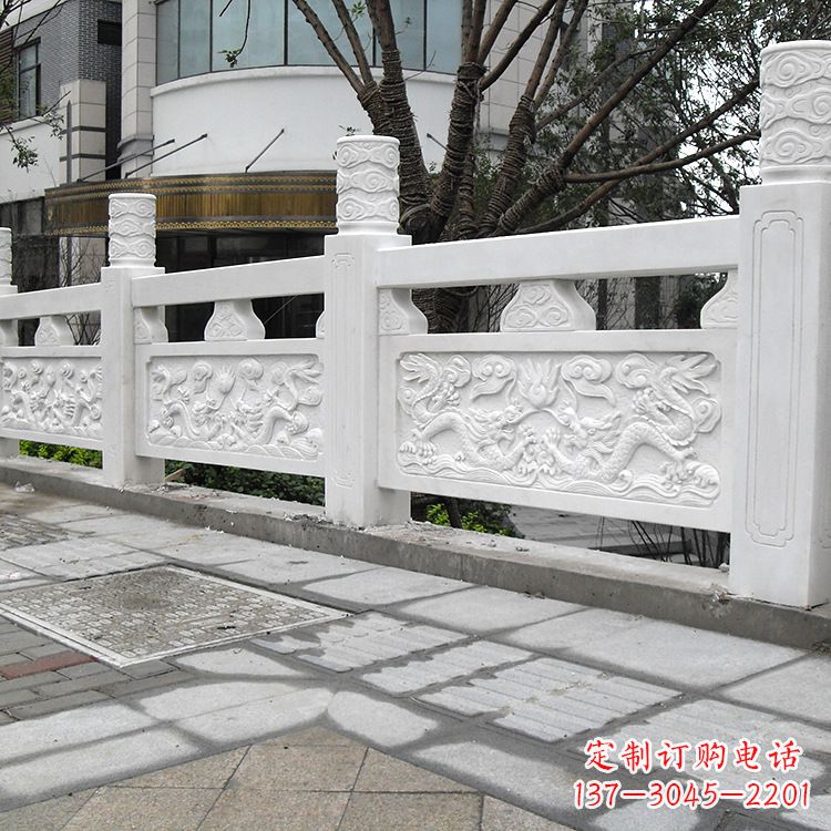 福建二龙戏珠石雕栏板