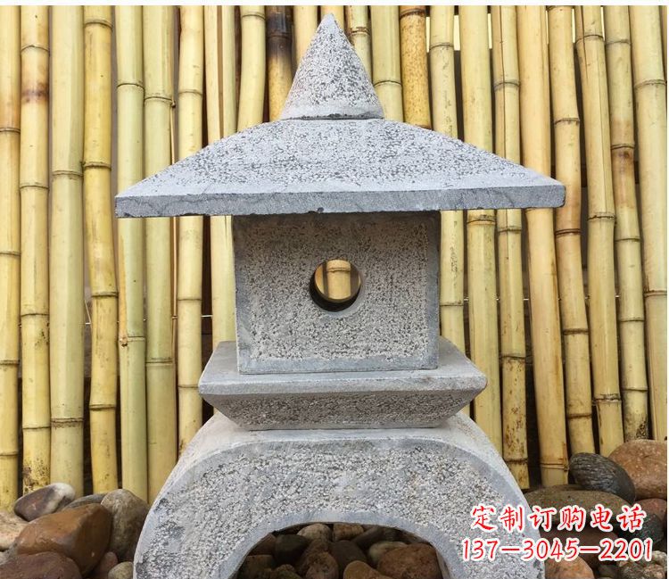 福建古典灯笼石雕