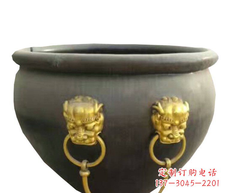福建传统工艺鎏金狮子头水缸铜雕塑