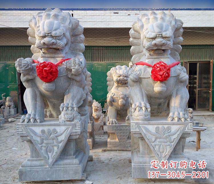 福建传统风格狮子石雕