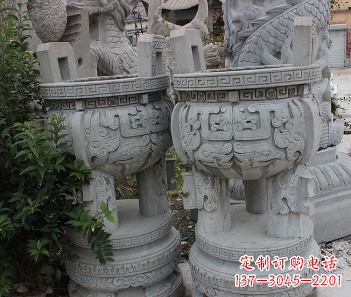 福建精美仿古三足香炉石雕