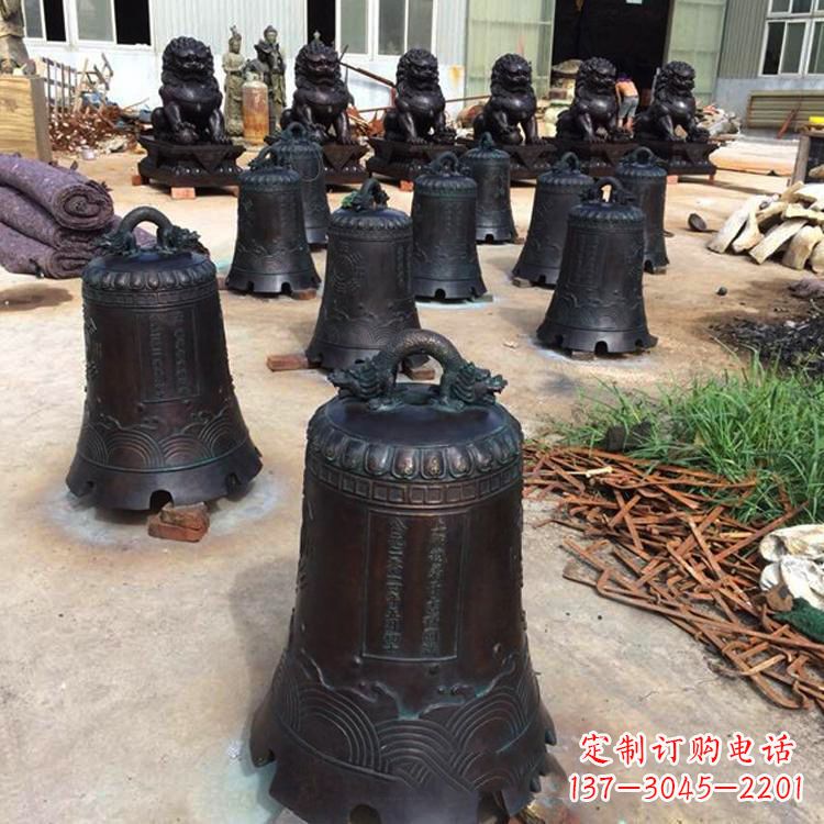 福建仿古铜钟雕塑