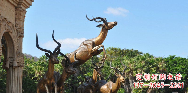 福建公园奔跑羚羊动物铜雕