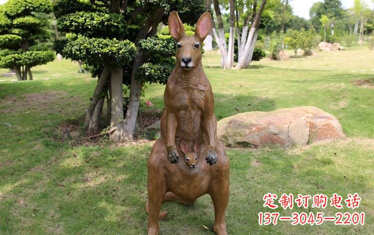 福建公园玻璃钢仿真袋鼠雕塑