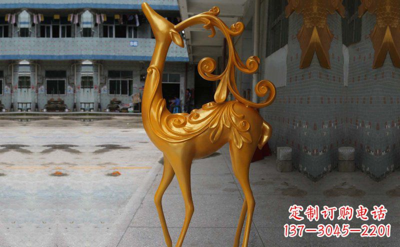 福建玻璃钢小鹿雕塑,装饰公园美景
