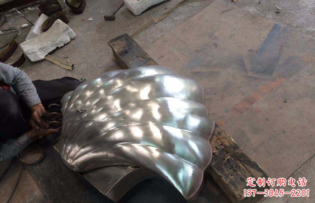 福建精致现代的不锈钢贝壳雕塑