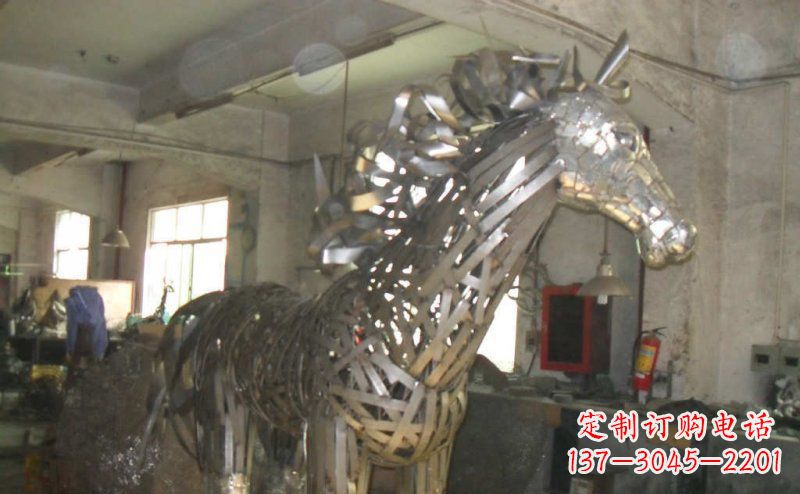福建不锈钢抽象马动物雕塑