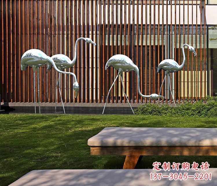 福建优雅而雄壮的不锈钢火烈鸟雕塑