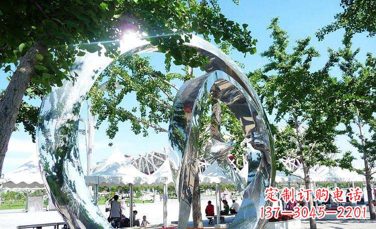 福建高端实木不锈钢镀层圆环雕塑