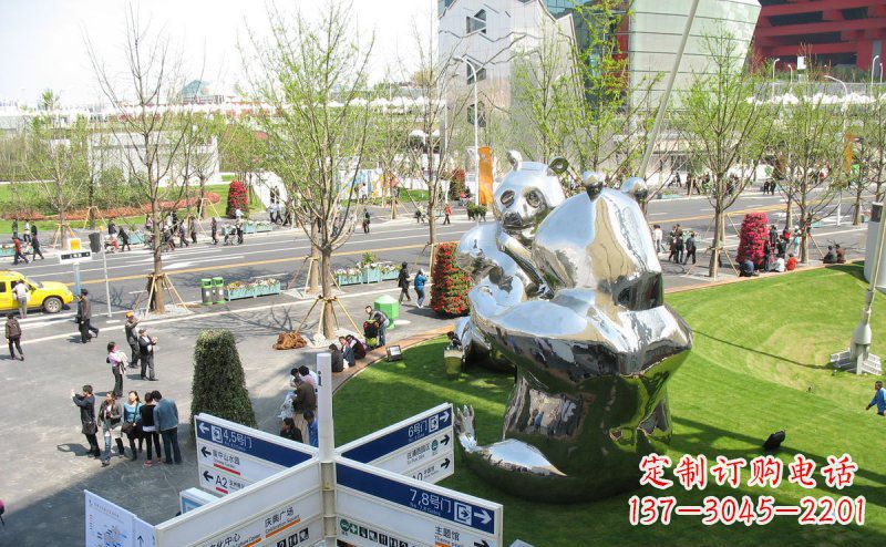 福建魅力镜面不锈钢熊猫景观雕塑