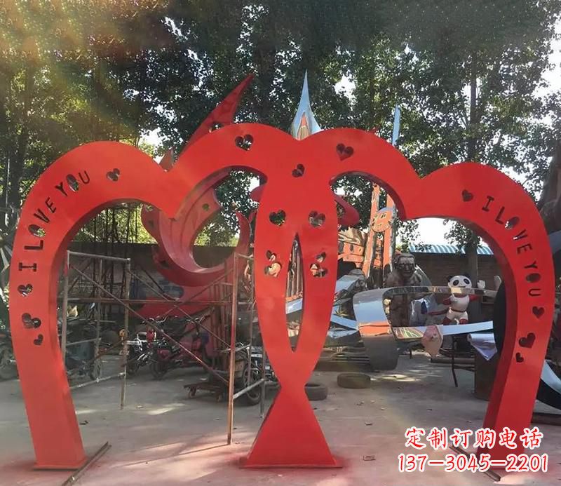福建中领雕塑新款不锈钢心形拱门雕塑