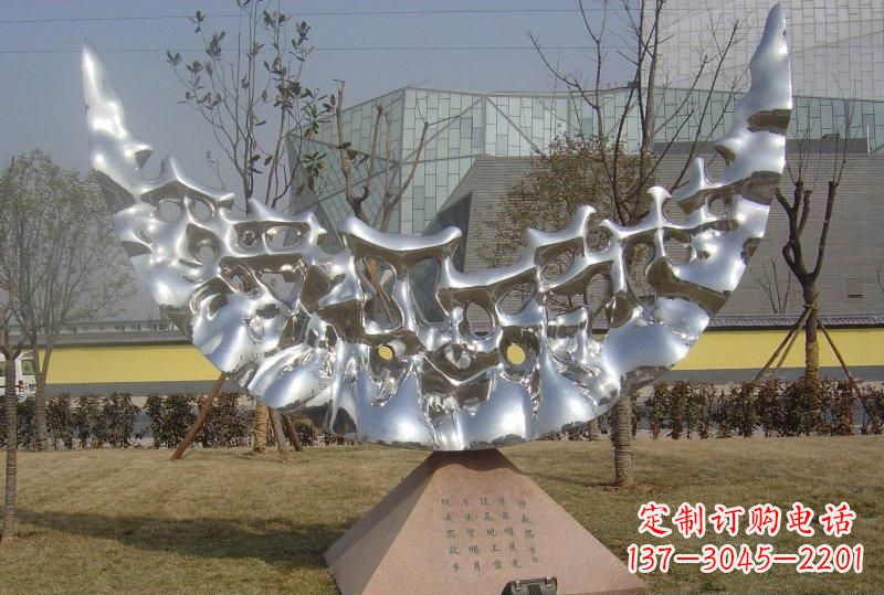 福建新款不锈钢月亮景观雕塑