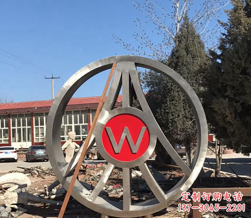 福建精美的不锈钢圆球字母景观雕塑