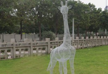 福建浪漫活力·不锈钢镂空长颈鹿雕塑