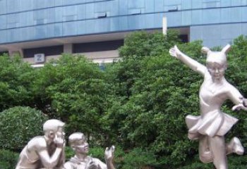 福建优质不锈钢学生人物雕塑