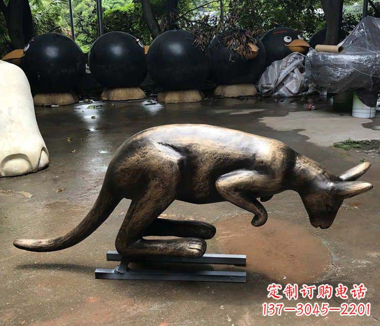 福建中领雕塑袋鼠铜雕