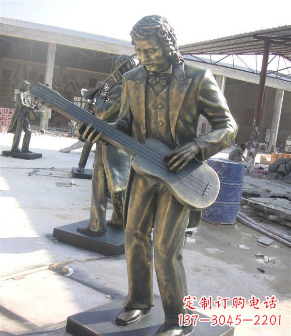 福建西方人物铜吉他雕塑