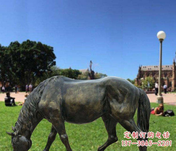 福建公园低头马玻璃钢仿铜动物雕塑