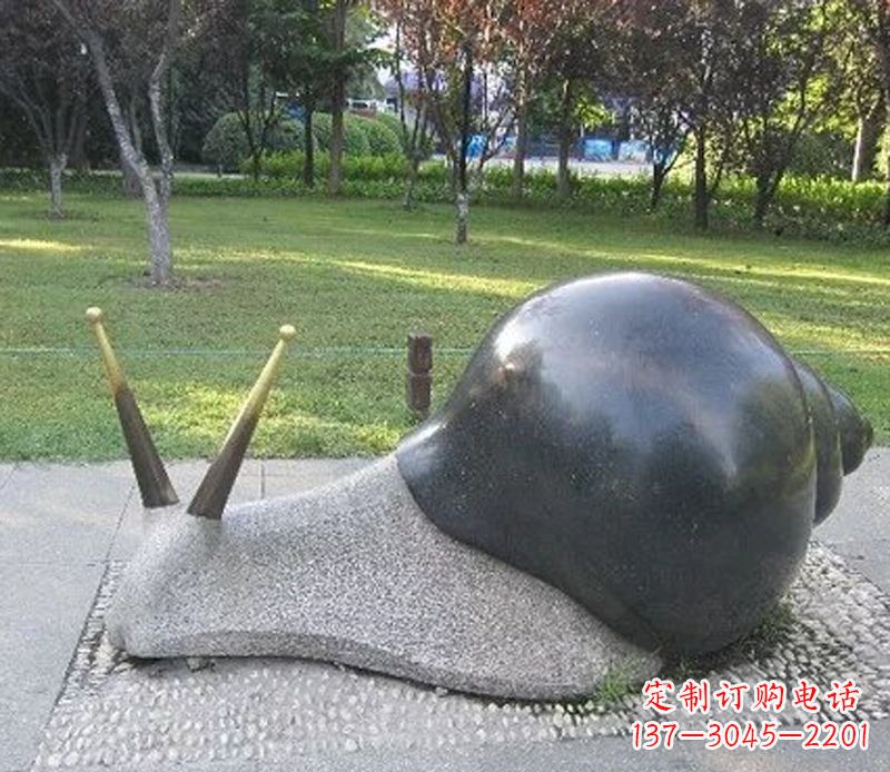 福建中领雕塑专业定制可爱蜗牛石雕