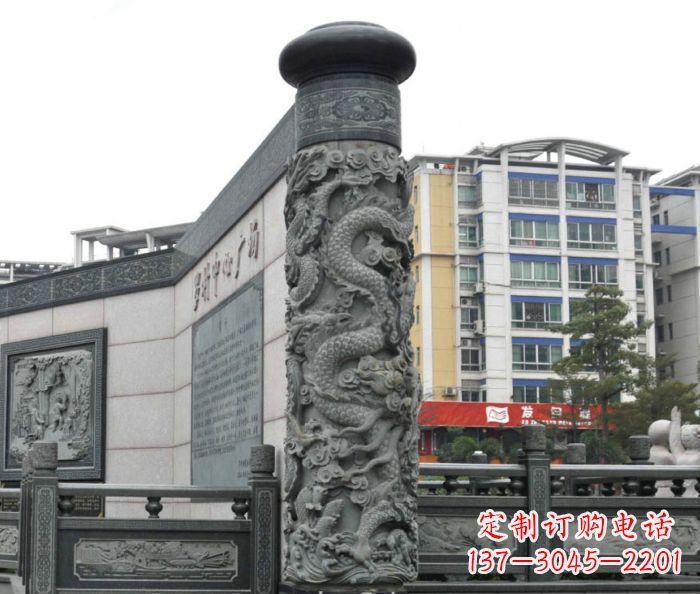 福建传承中国古典文化的雕刻龙柱雕塑