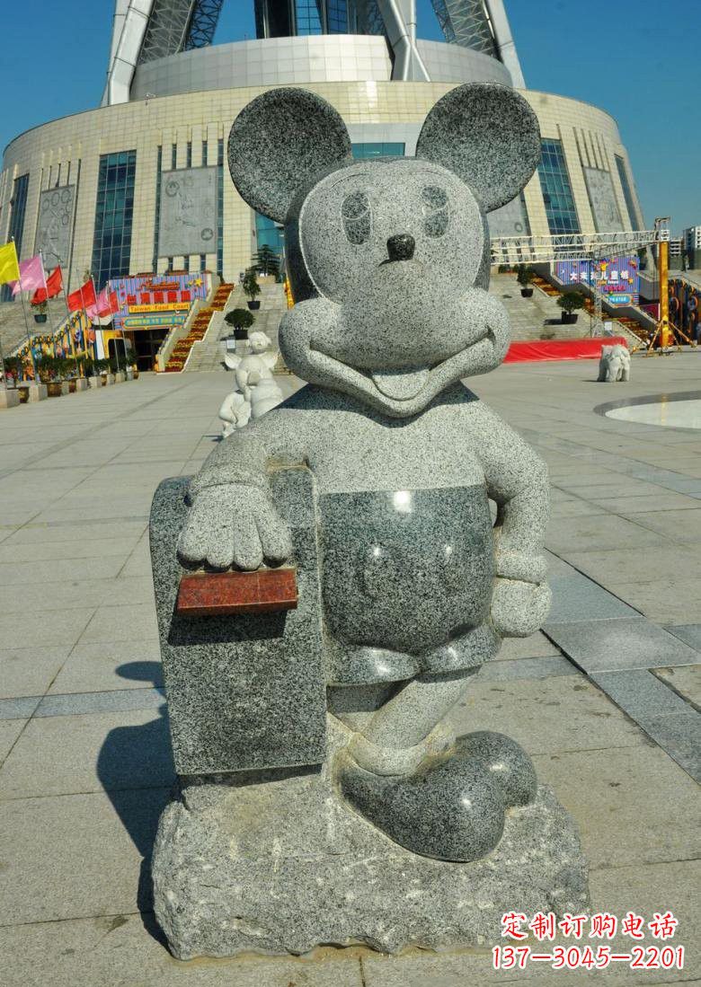福建令人惊叹的米老鼠塑像