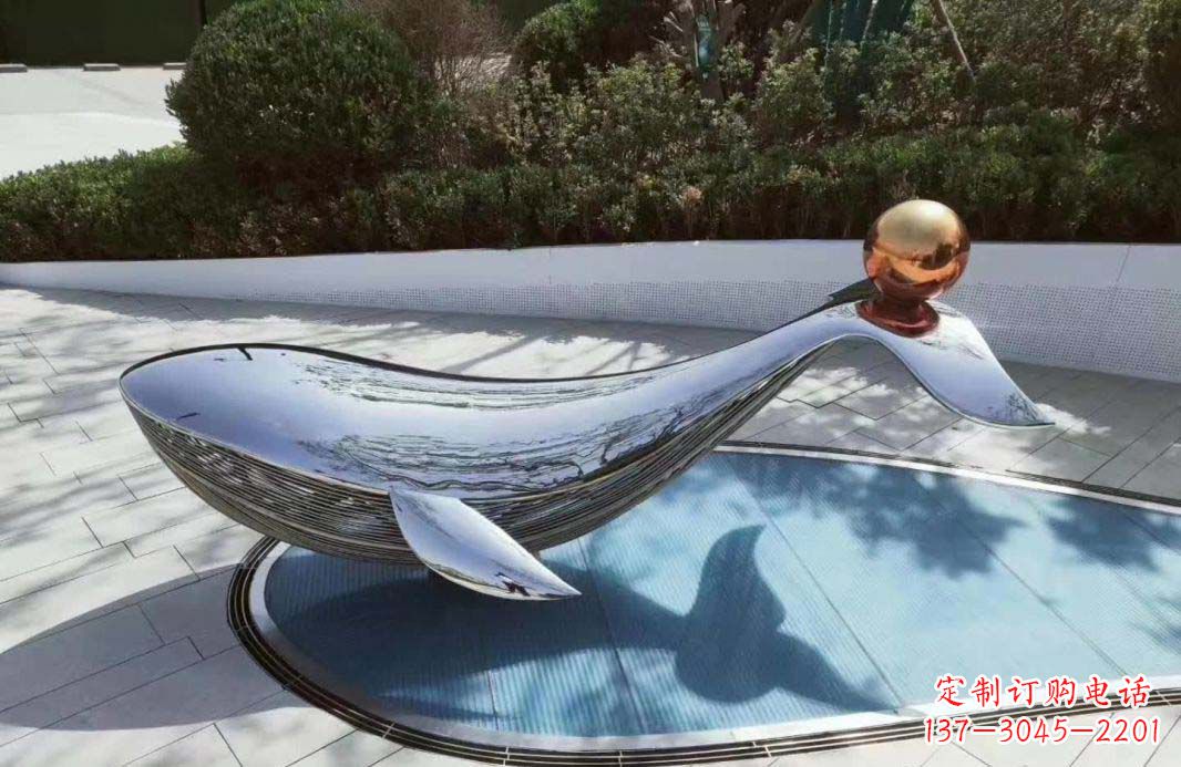 福建新颖独特的镜面不锈钢海豚雕塑