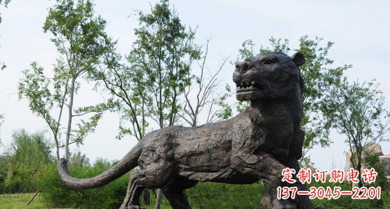 福建公园老虎动物铜雕 (4)