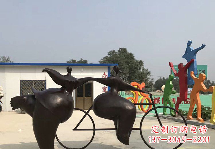 福建青春无悔,精致自行车雕塑