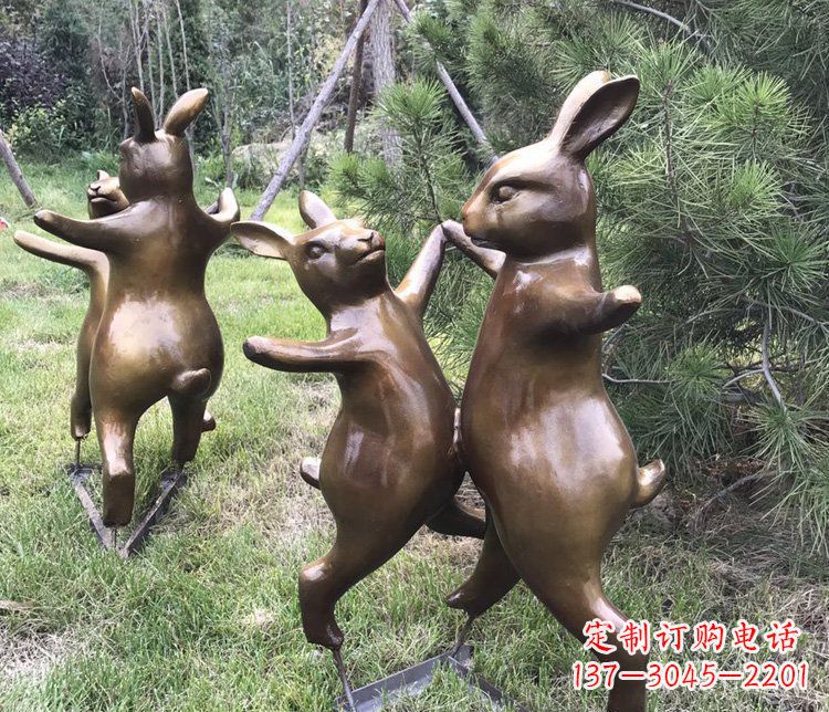 福建公园铜雕奔跑兔子动物雕塑