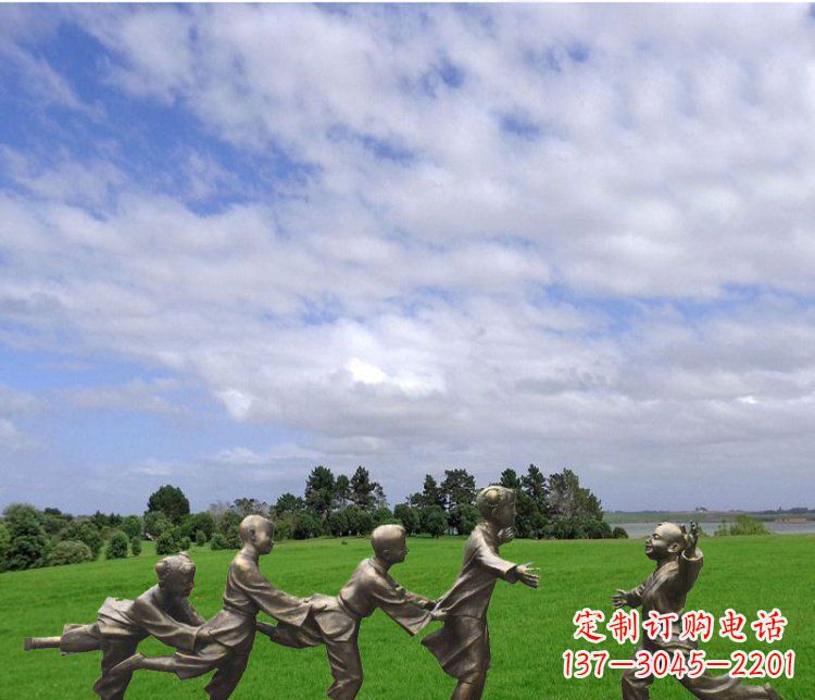 福建铜雕老鹰抓小鸡游戏人物雕塑