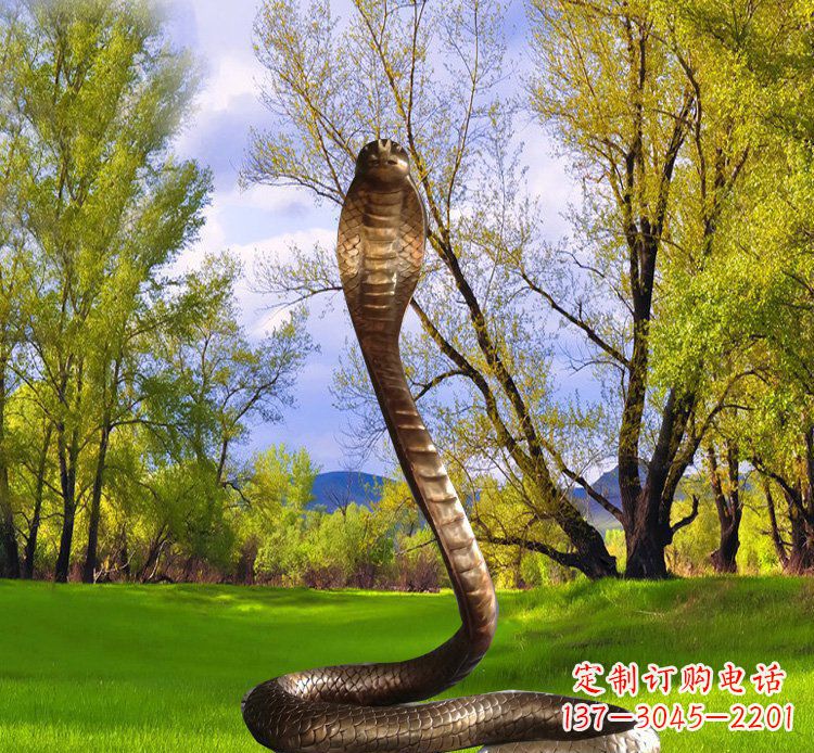 福建铜质眼镜蛇动物雕塑