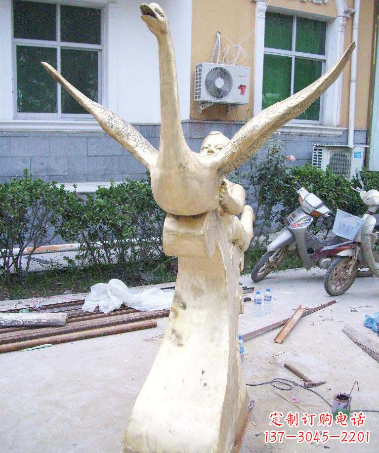 福建孩子与天鹅·梦幻铜雕