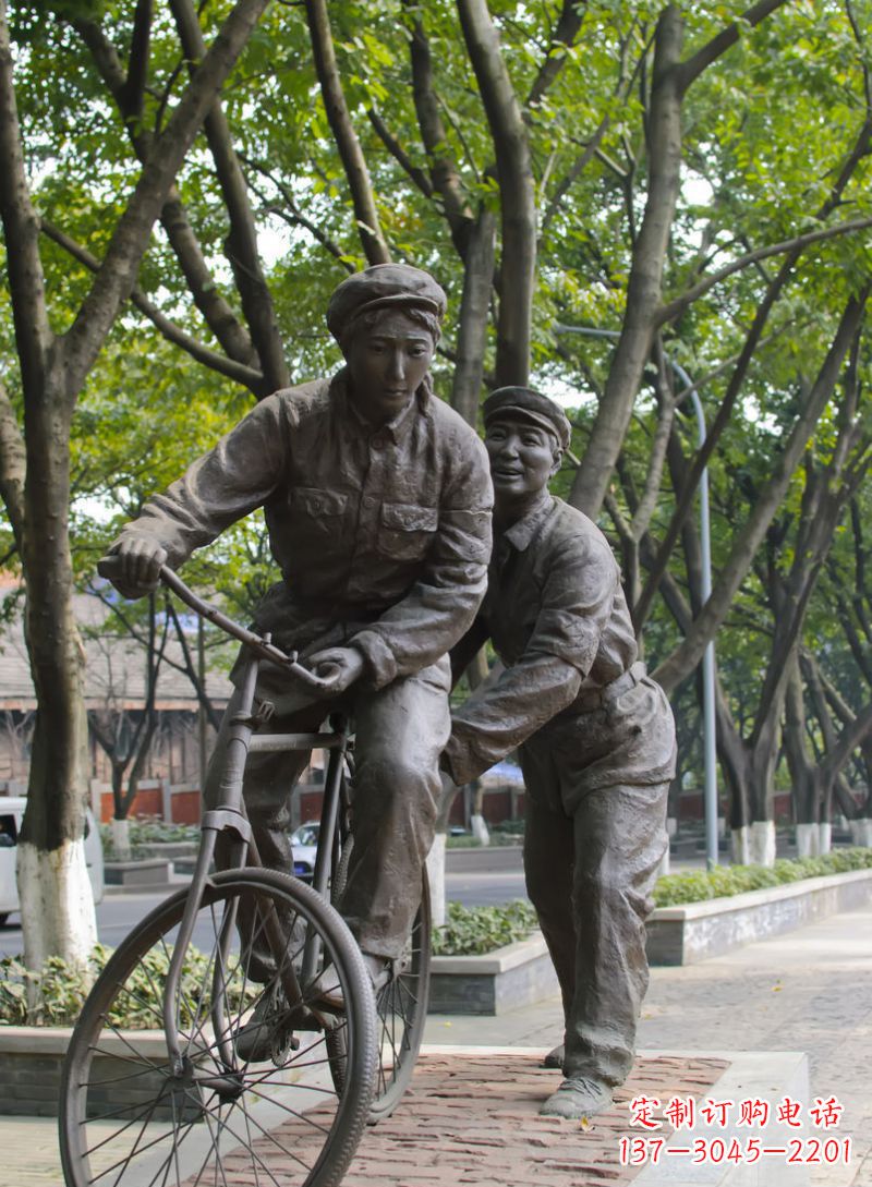 福建装饰你家园的自行车雕塑