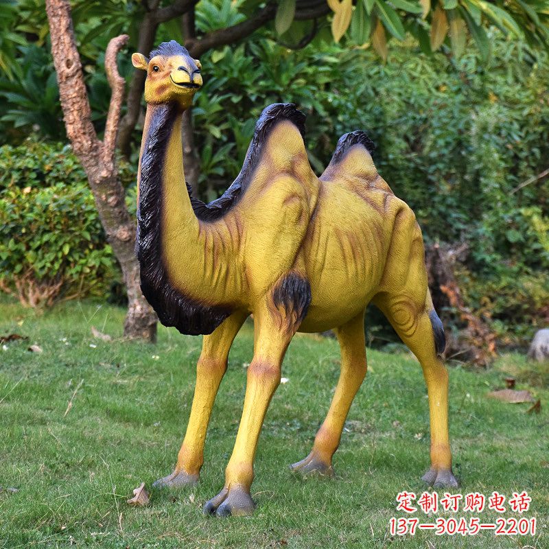 福建骆驼雕塑精美而有趣的定制装饰品