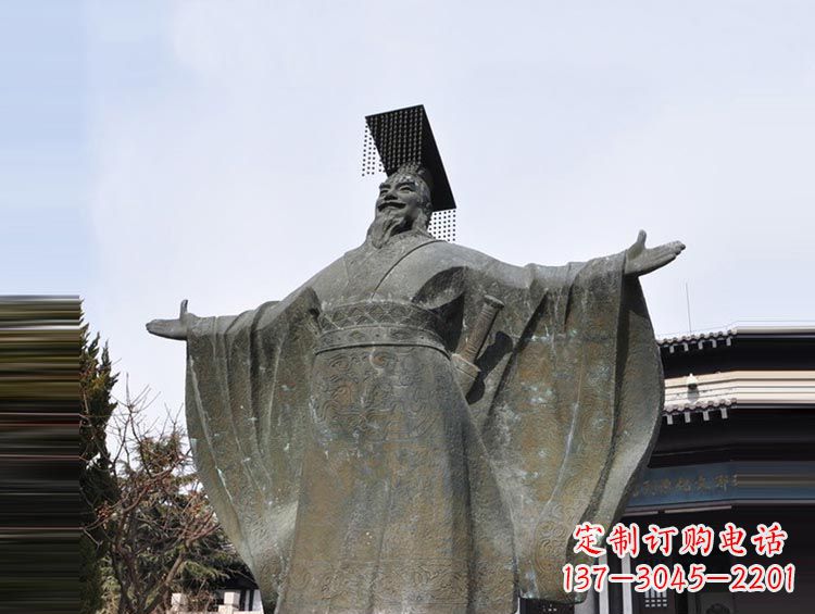 福建秦始皇铜雕,象征历史的永恒美丽