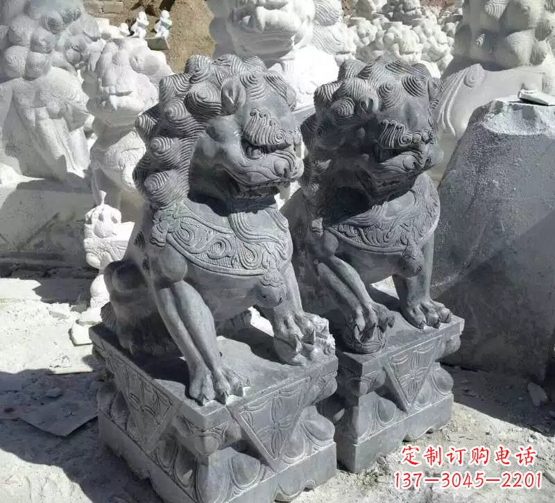 福建古典青石狮子雕塑