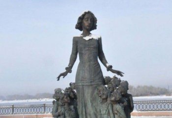 福建铜雕学生人物欢乐的小学生雕塑
