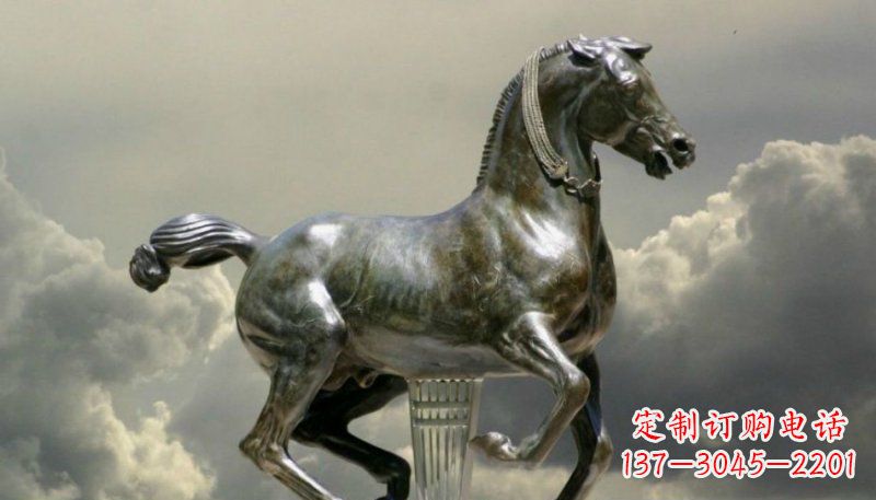 福建广场奔马景观铜雕