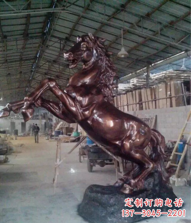 福建广场奔马铜雕