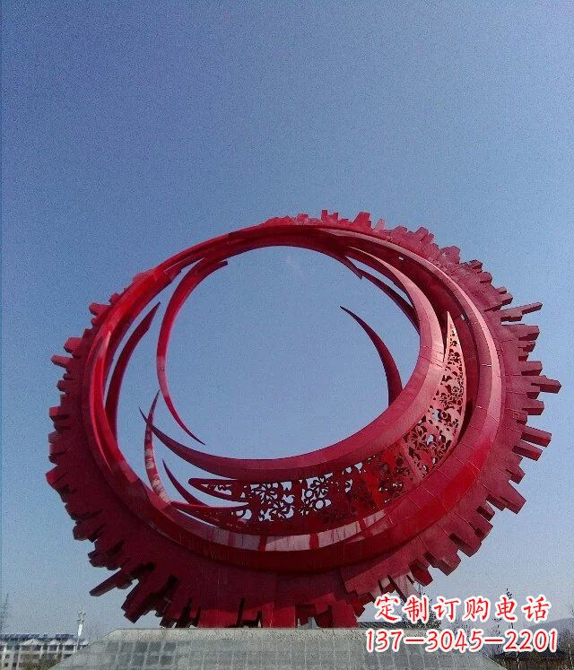 福建精致而又引人注目的不锈钢齿轮雕塑
