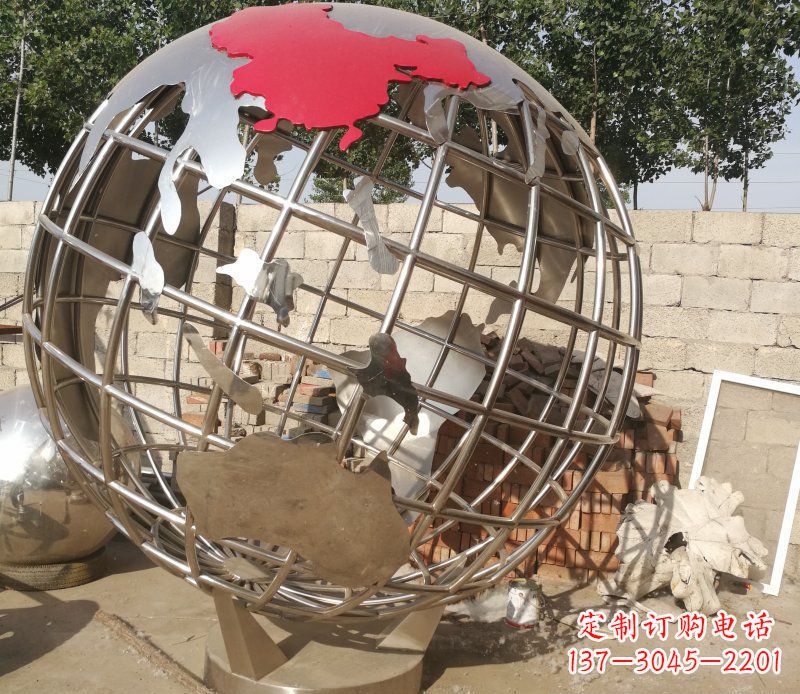 福建极致魅力:不锈钢抽象地球雕塑