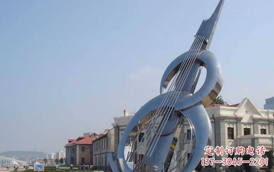 福建经典音乐雕塑:不锈钢大提琴