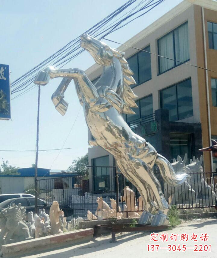 福建精致靓丽的不锈钢大型动物雕塑