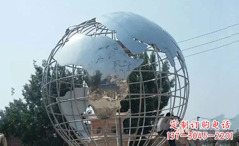 福建用艺术充实空间,精工制作高品质不锈钢地球仪雕塑