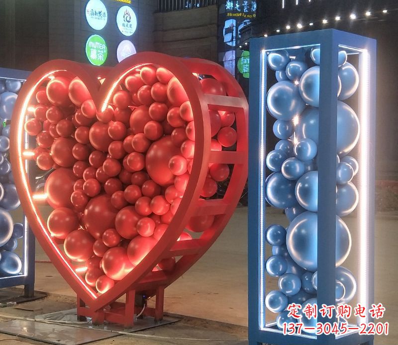 福建艺术级不锈钢字母雕塑
