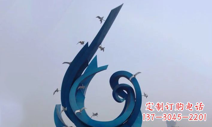 福建不锈钢鸽子雕塑：唤醒无尽美好的回忆